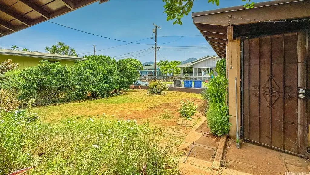 87-879 Waapuhi Street, Waianae