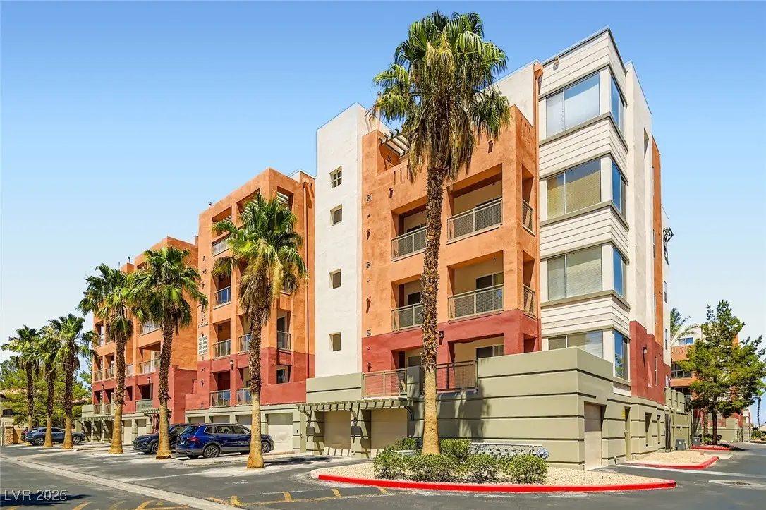 Photo of Listing #2699623