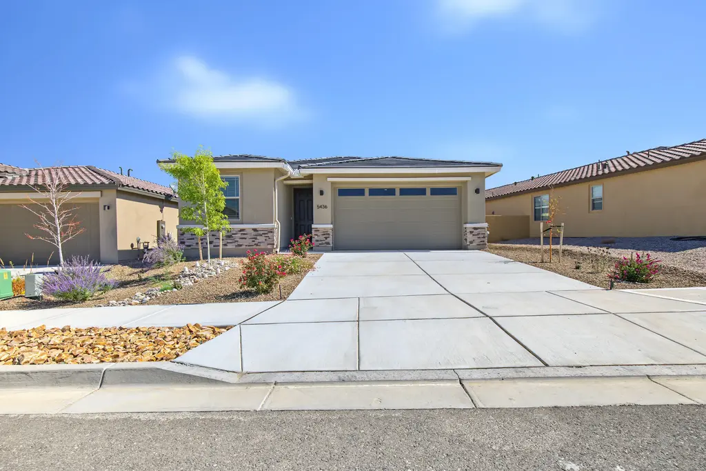 5436 Blazing Star Street Ne, Rio Rancho