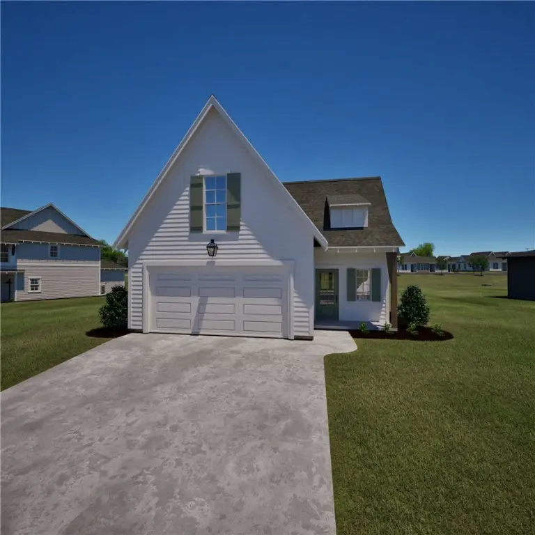 251 Firefly Ln, Opelika