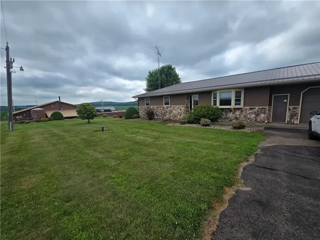 2931 148th Avenue, Bloomer