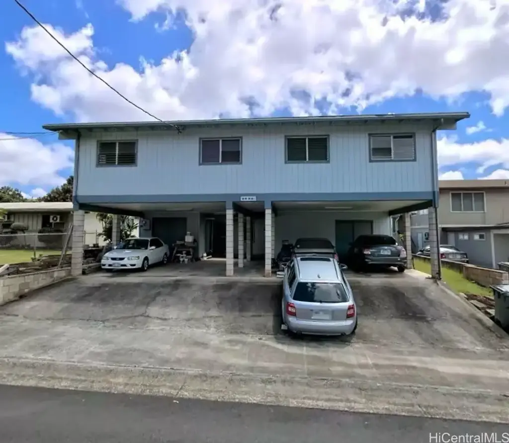 99-581 Honohina Street, Aiea