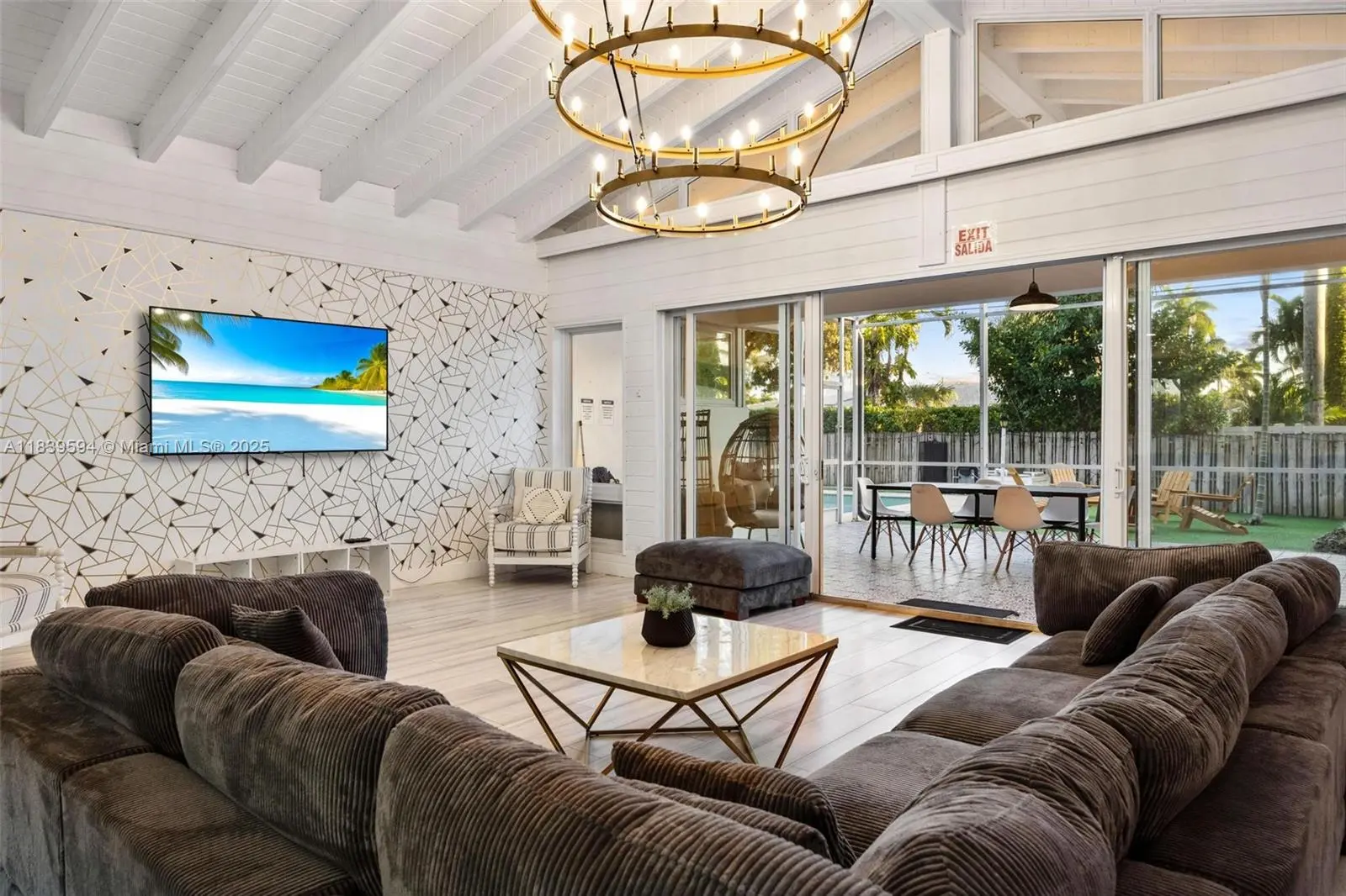 Photo of Listing #A11839594