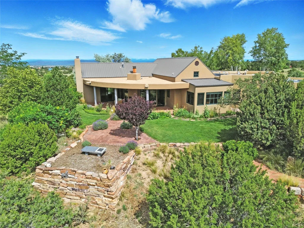 52 Vereda Serena, Santa Fe