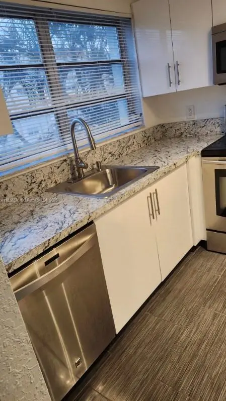 Photo of Listing #A11838370