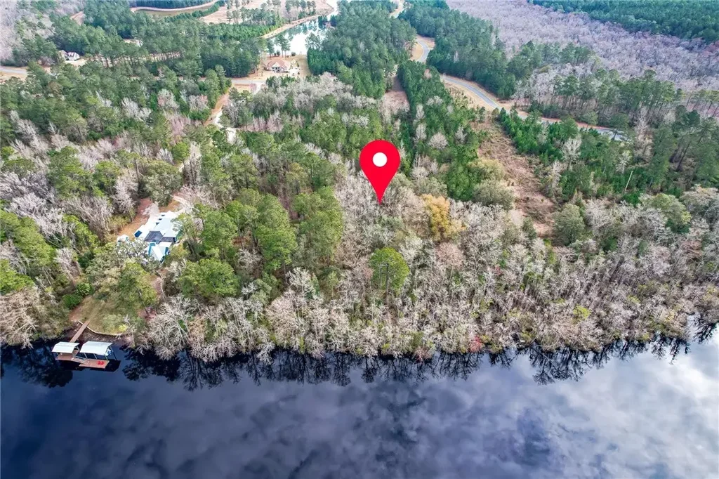 448 Shoreline Drive, Kingsland