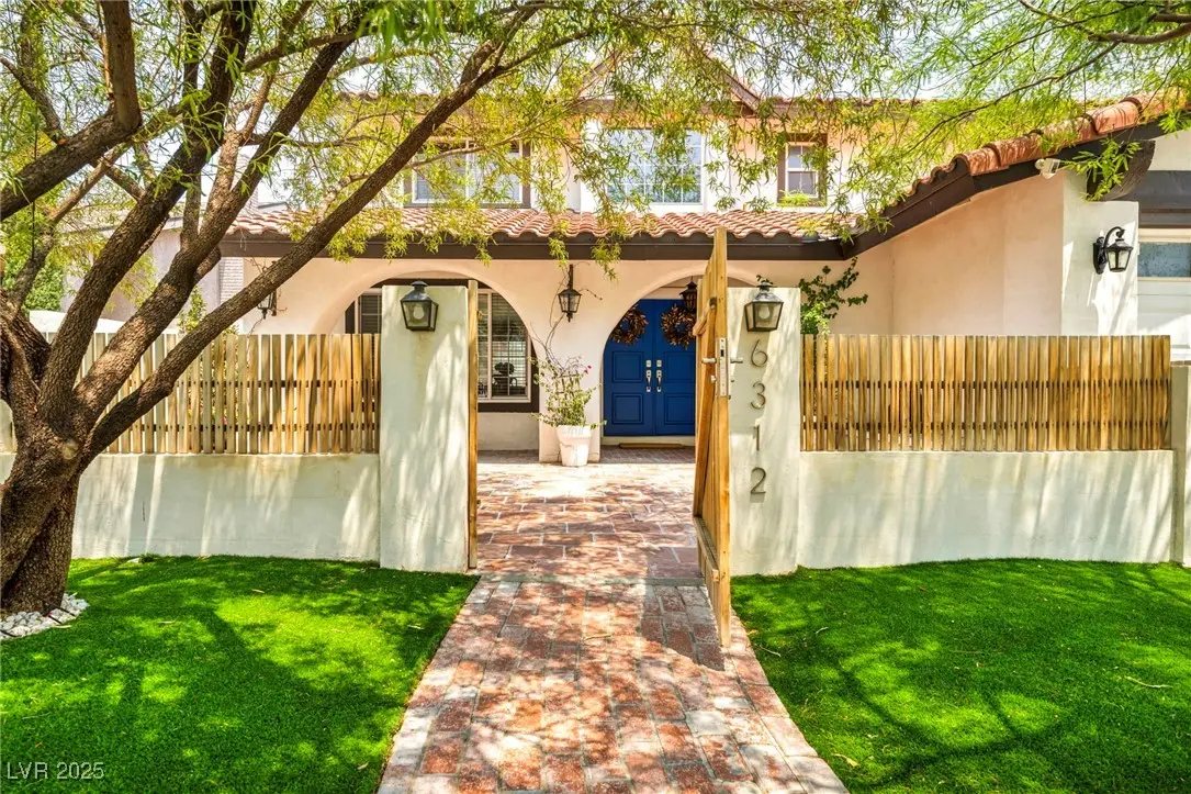 Photo of Listing #2700936