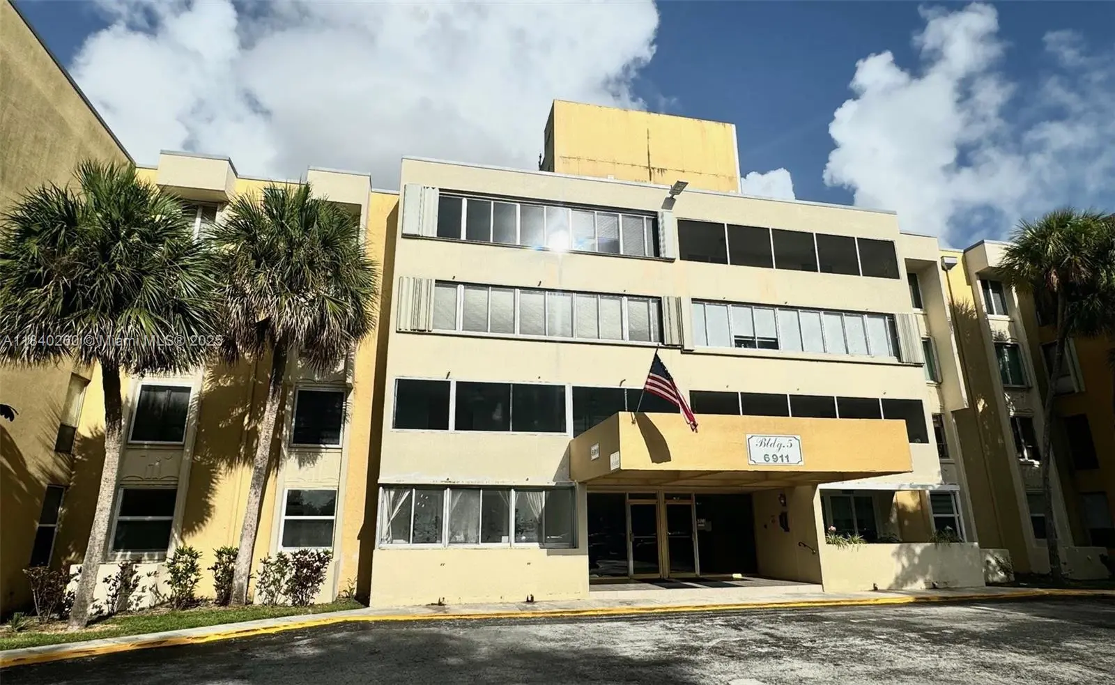 Photo of Listing #A11840260