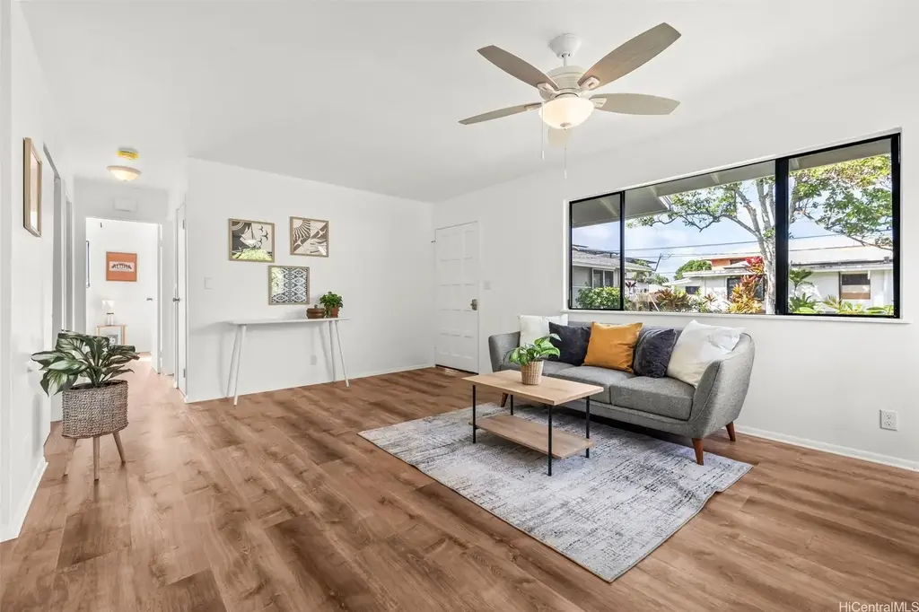 669-b Kihapai Street, Kailua