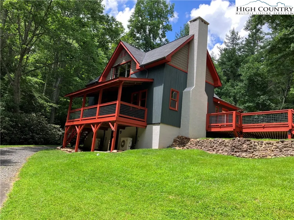 120 Raccoon Run, Fleetwood