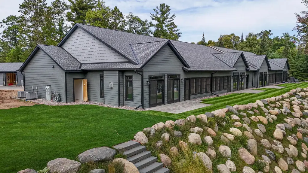 1110 Serenz Ln # 2, Arbor Vitae
