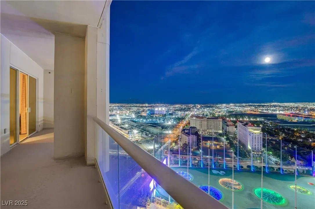 125 E Harmon Avenue 3114, Las Vegas