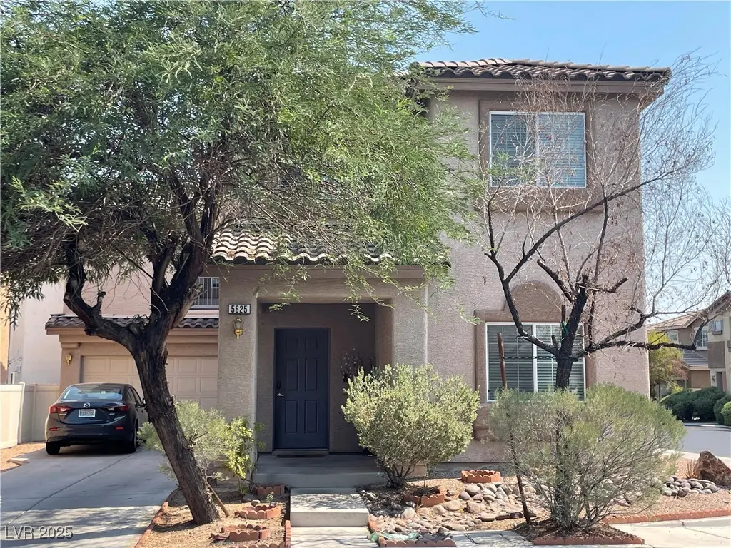 Photo of Listing #2701317