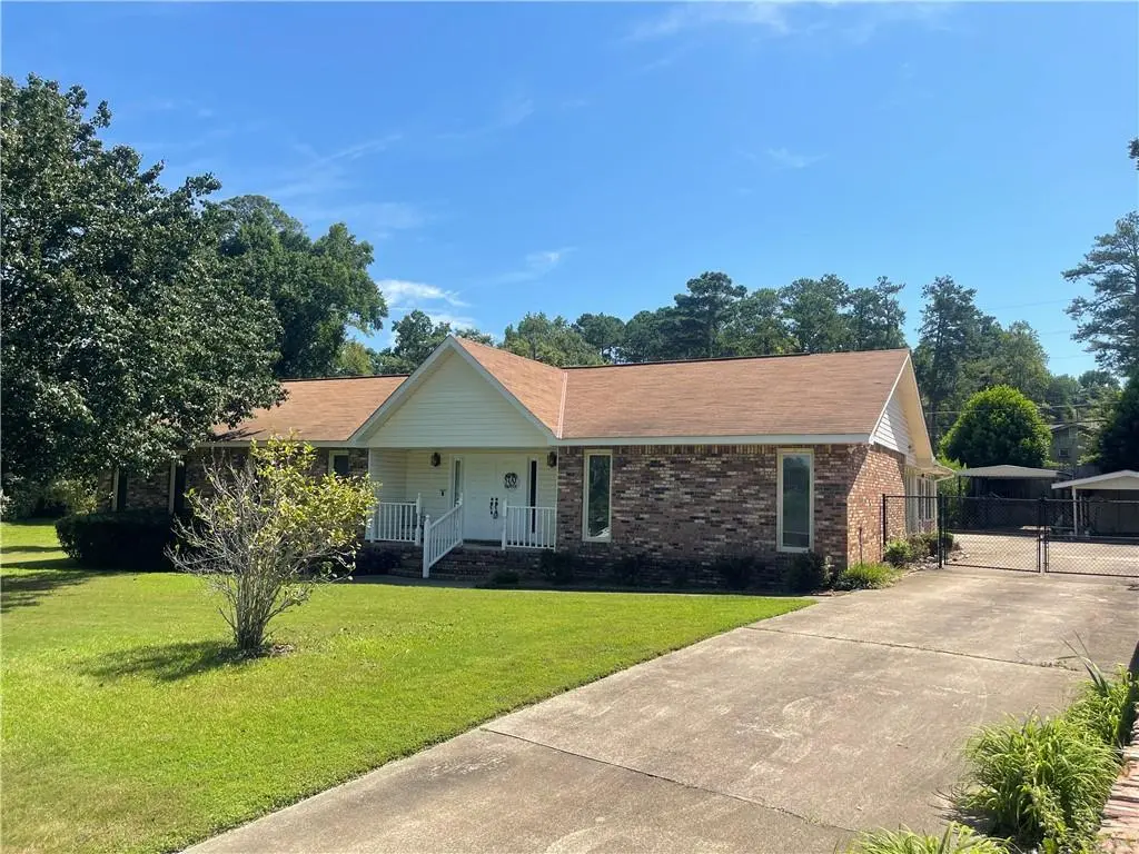 3814 Brookwood Circle, Phenix City