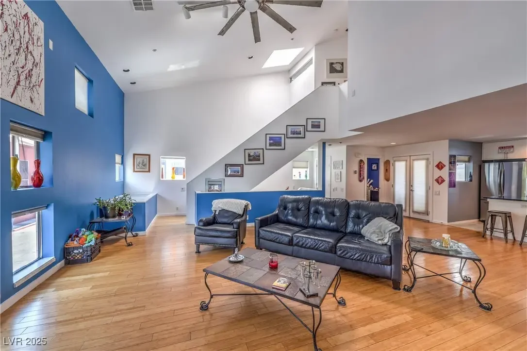 Photo of Listing #2701664