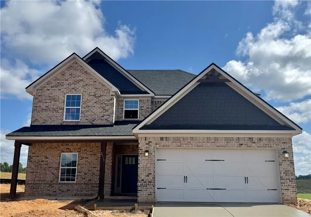 2915 Wyndham Village Dr, Opelika