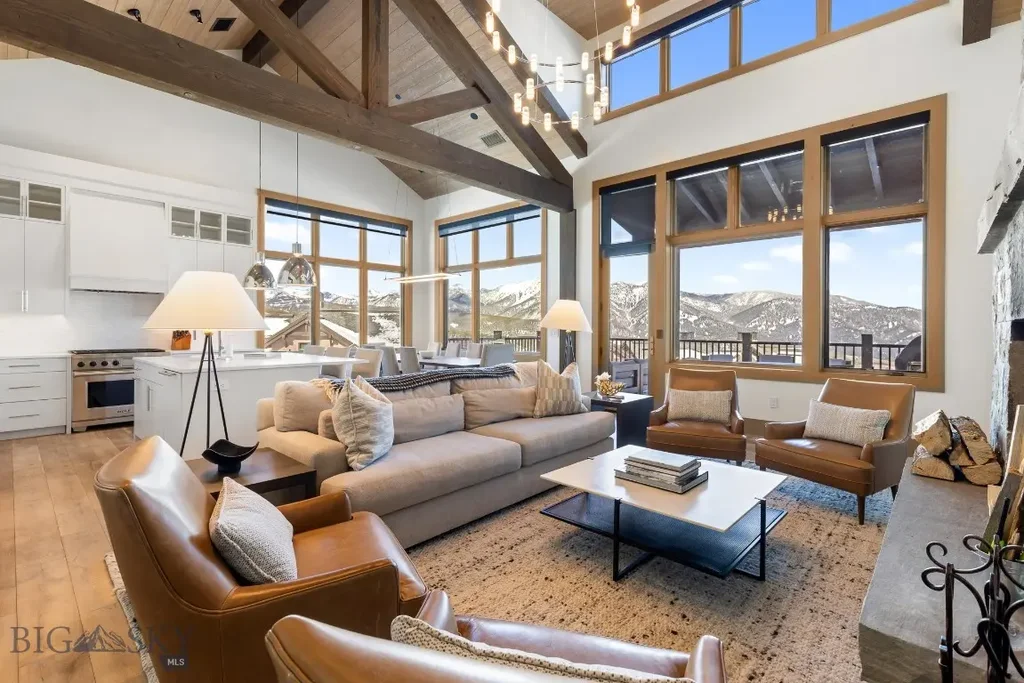 28 Pale Morning Spur, Big Sky