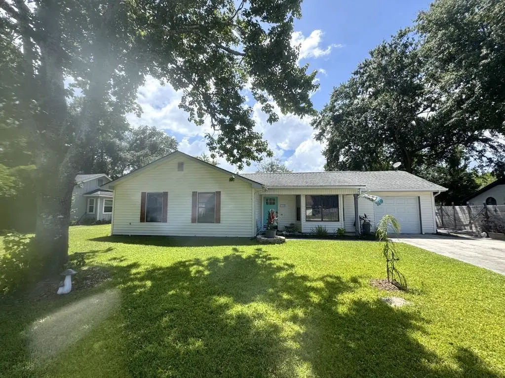 102 Pinedale Drive, St Marys