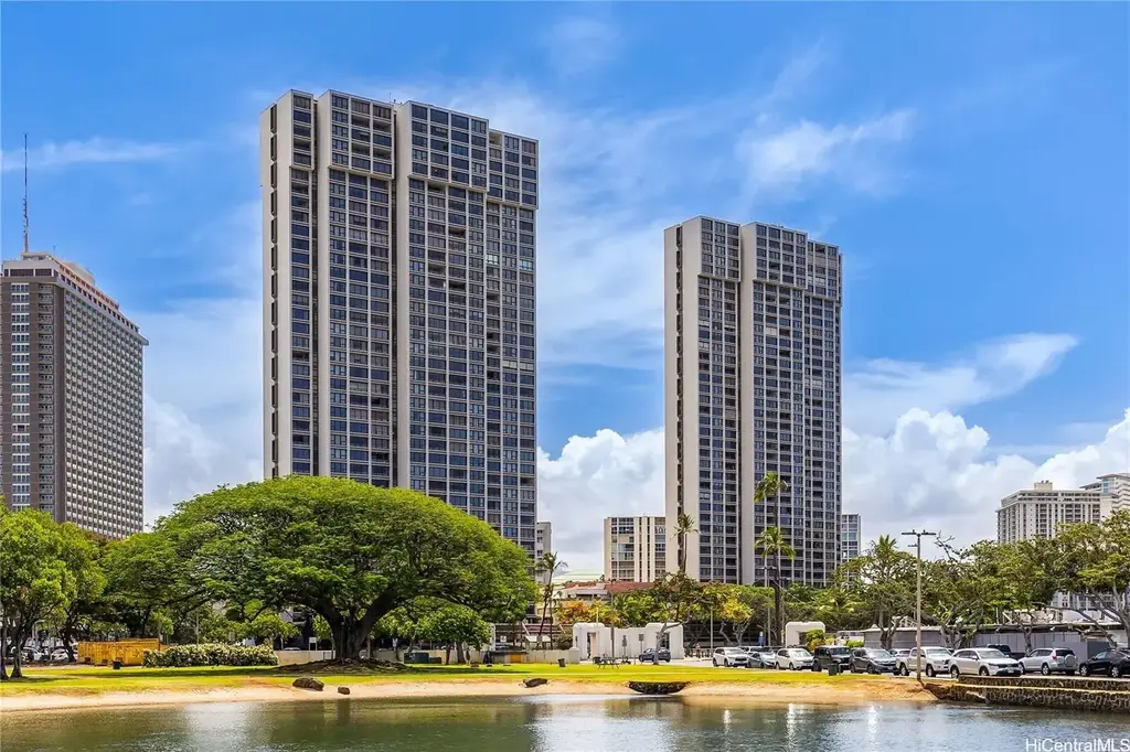 1650 Ala Moana Boulevard # 2411, Honolulu