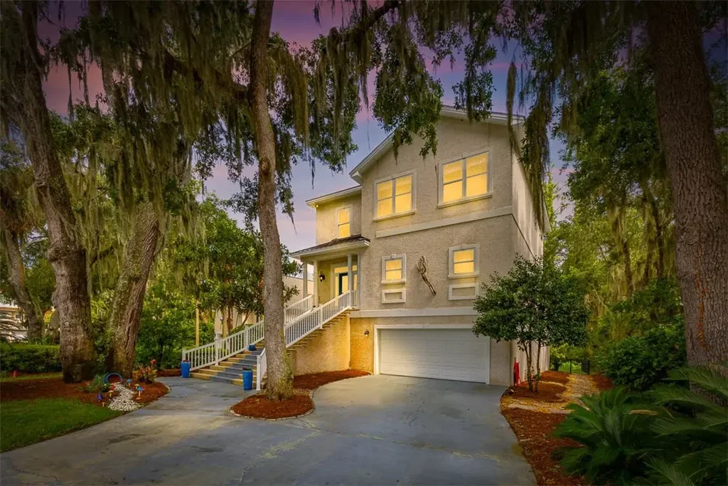 104 Montrose, St Simons Island