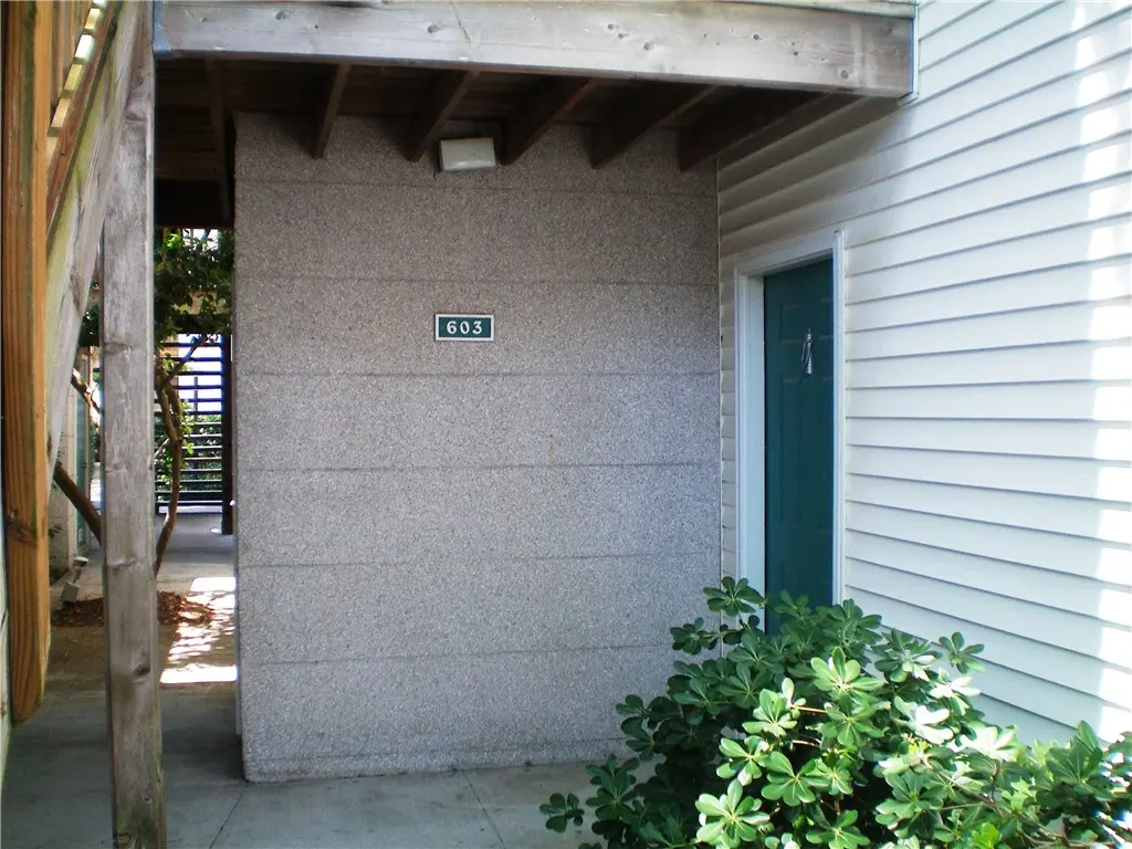 603 W Island Square Drive, St Simons Island