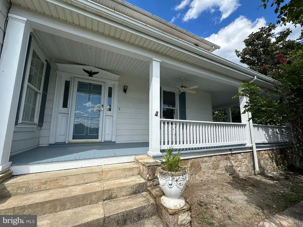 422 Mechanic St, Luray