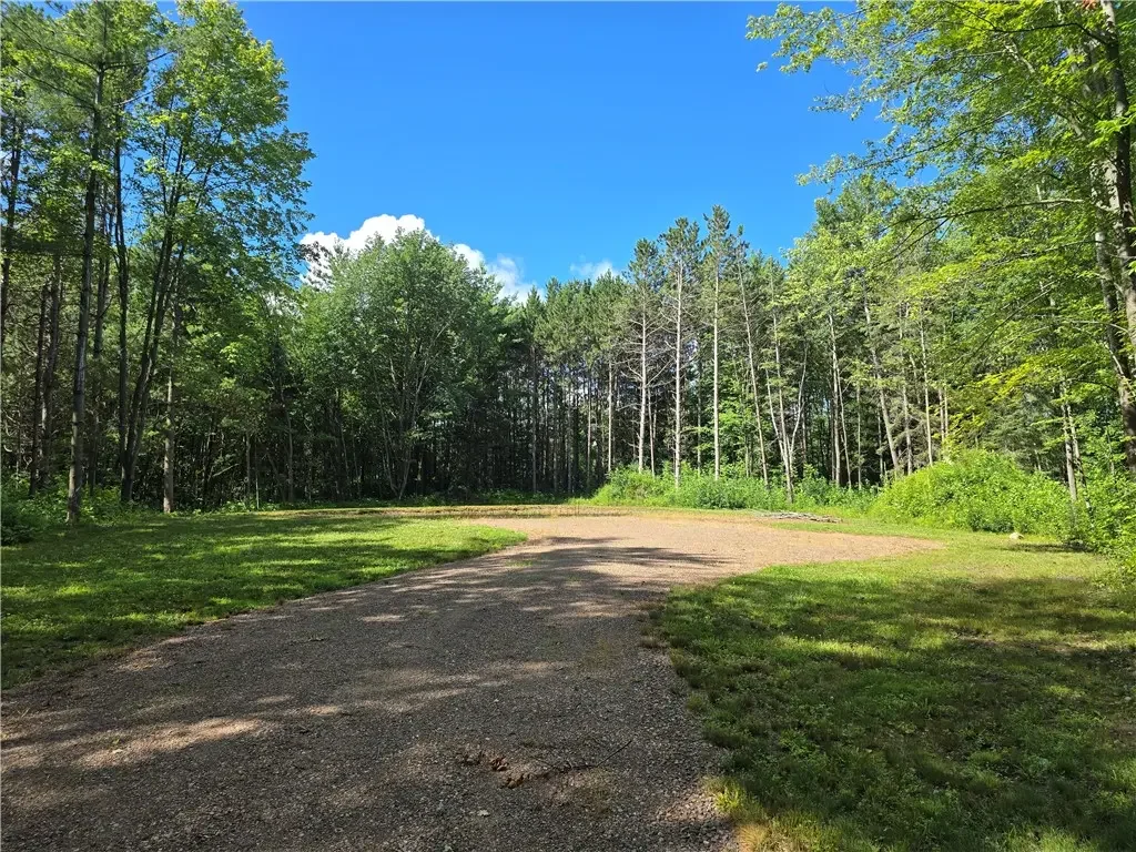 15th Avenue, Cameron