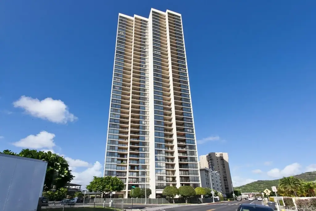 990 Ala Nanala Street # 20d, Honolulu
