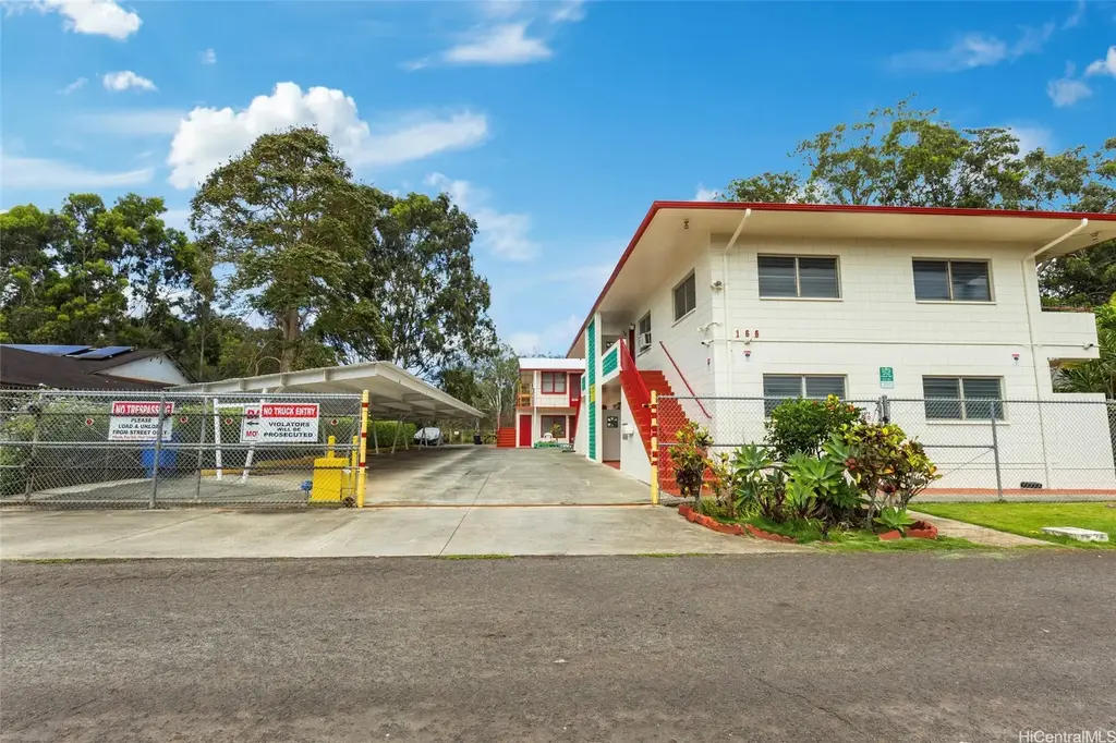 166 Lakeview Circle, Wahiawa