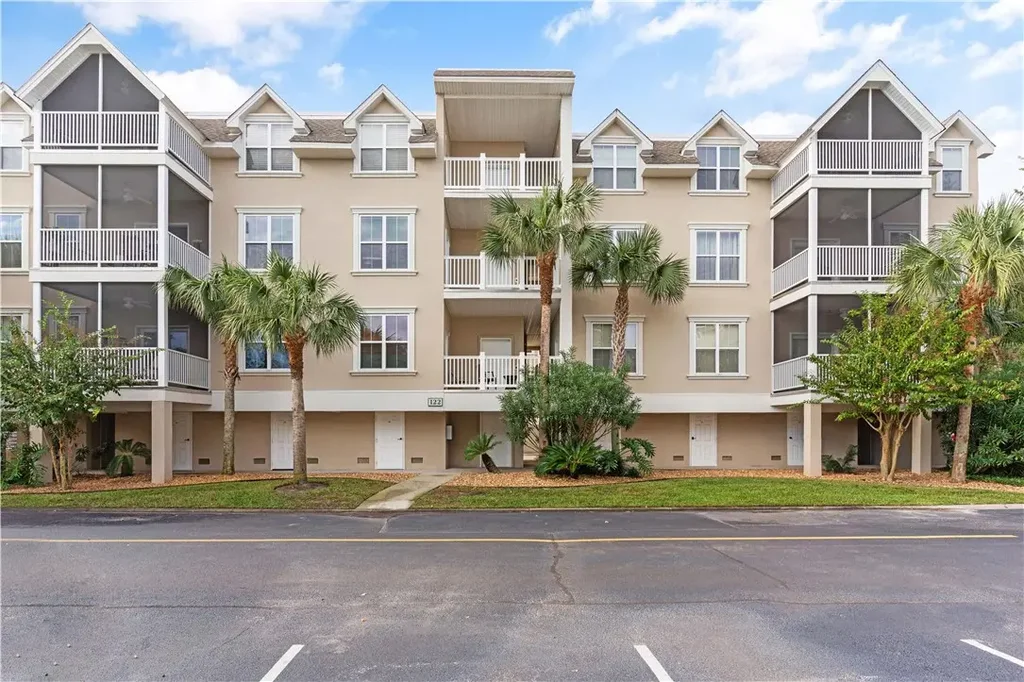 122 Shady Brook Circle 201, St Simons Island