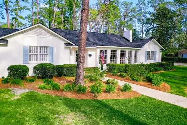 1500 St Mary's Drive, Waycross