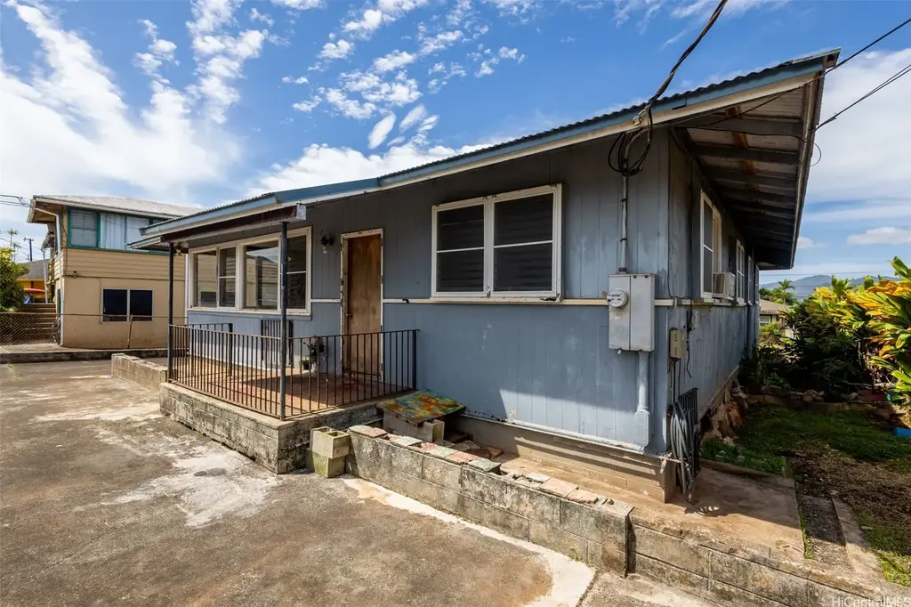 1156 Hoihoi Avenue, Wahiawa