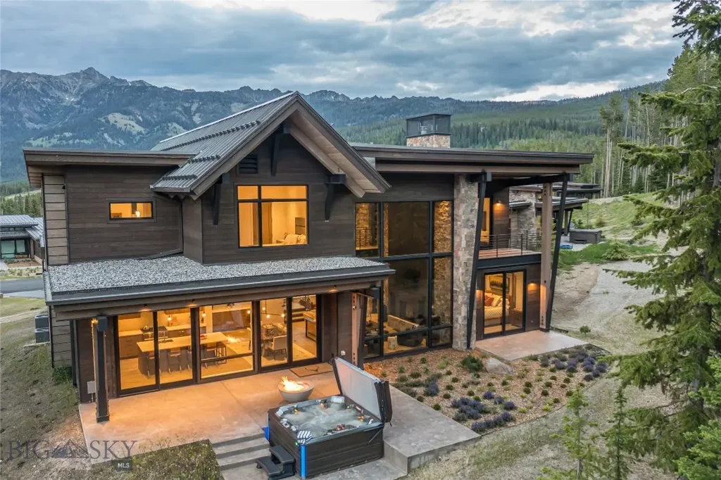 8 Speedwell Drive, Big Sky