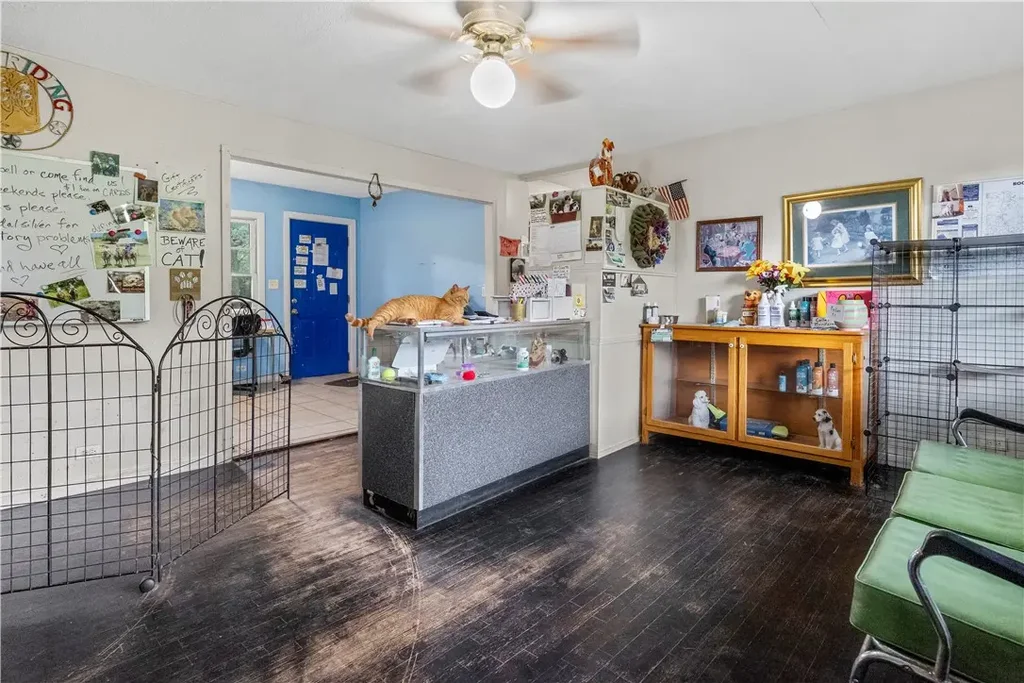 4816 65 Highway, Harrison