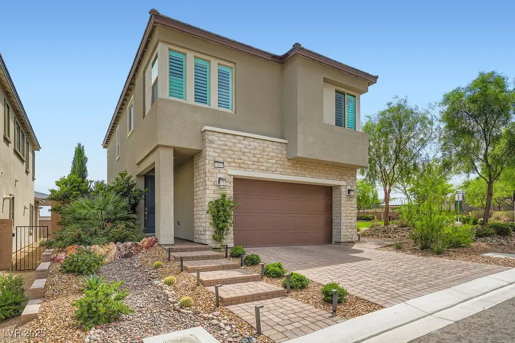 Photo of Listing #2702383