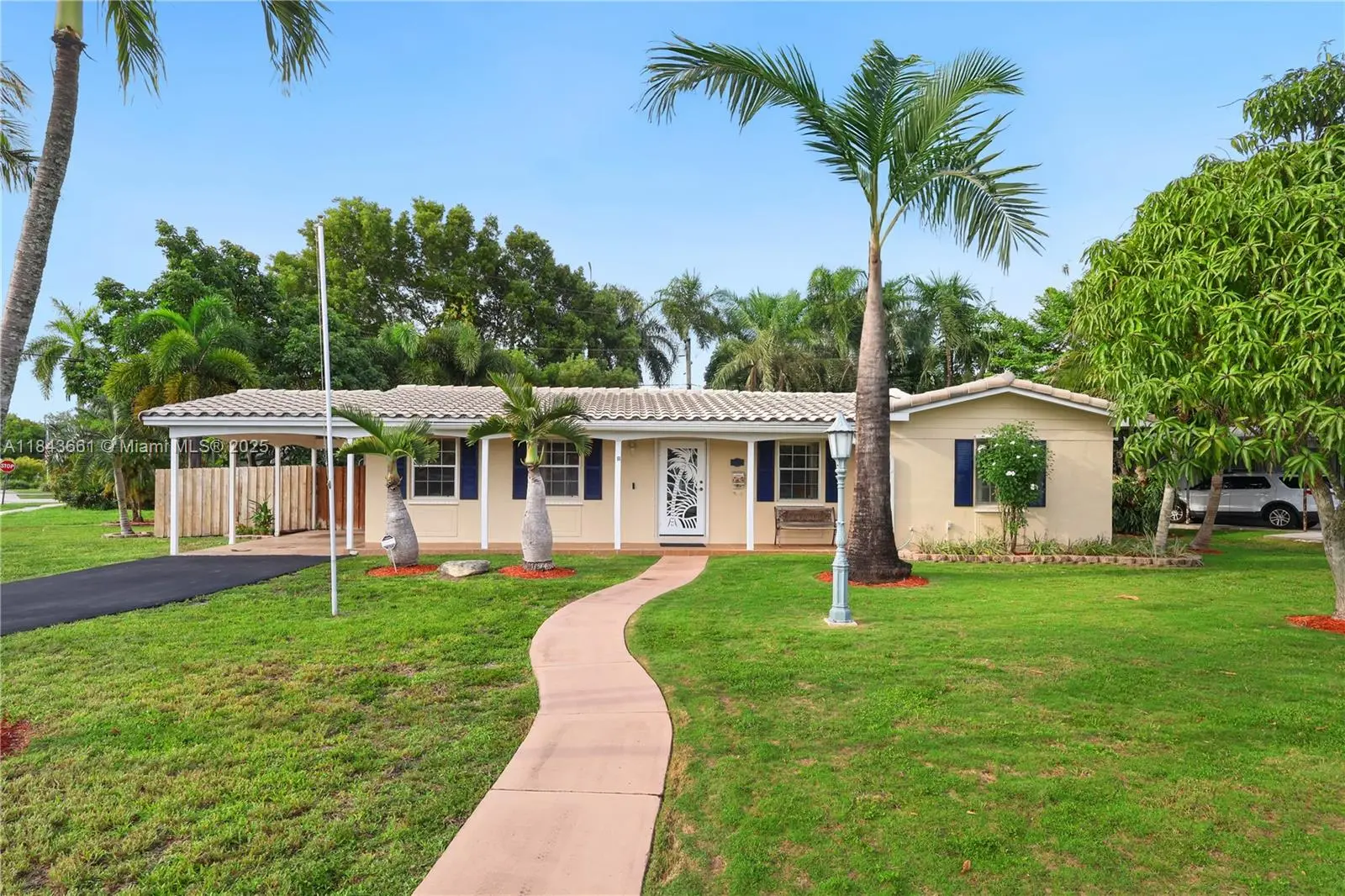 Photo of Listing #A11843661