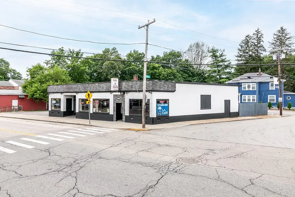 245 Washington St, West Warwick