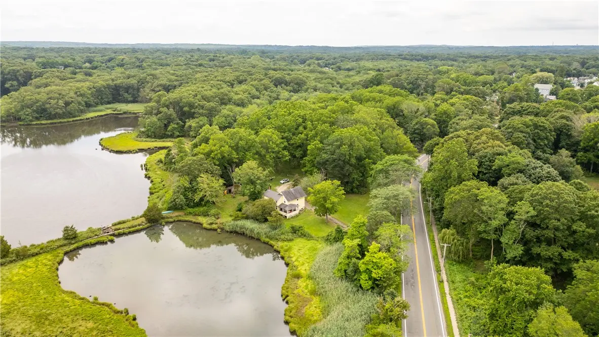 194 Phillips St, North Kingstown