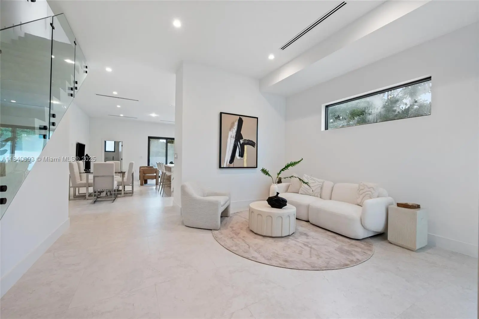 Photo of Listing #A11840093