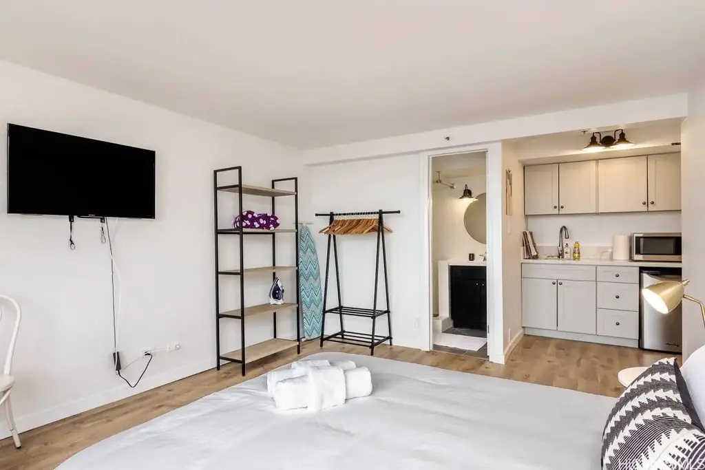 444 Niu Street # 2409, Honolulu
