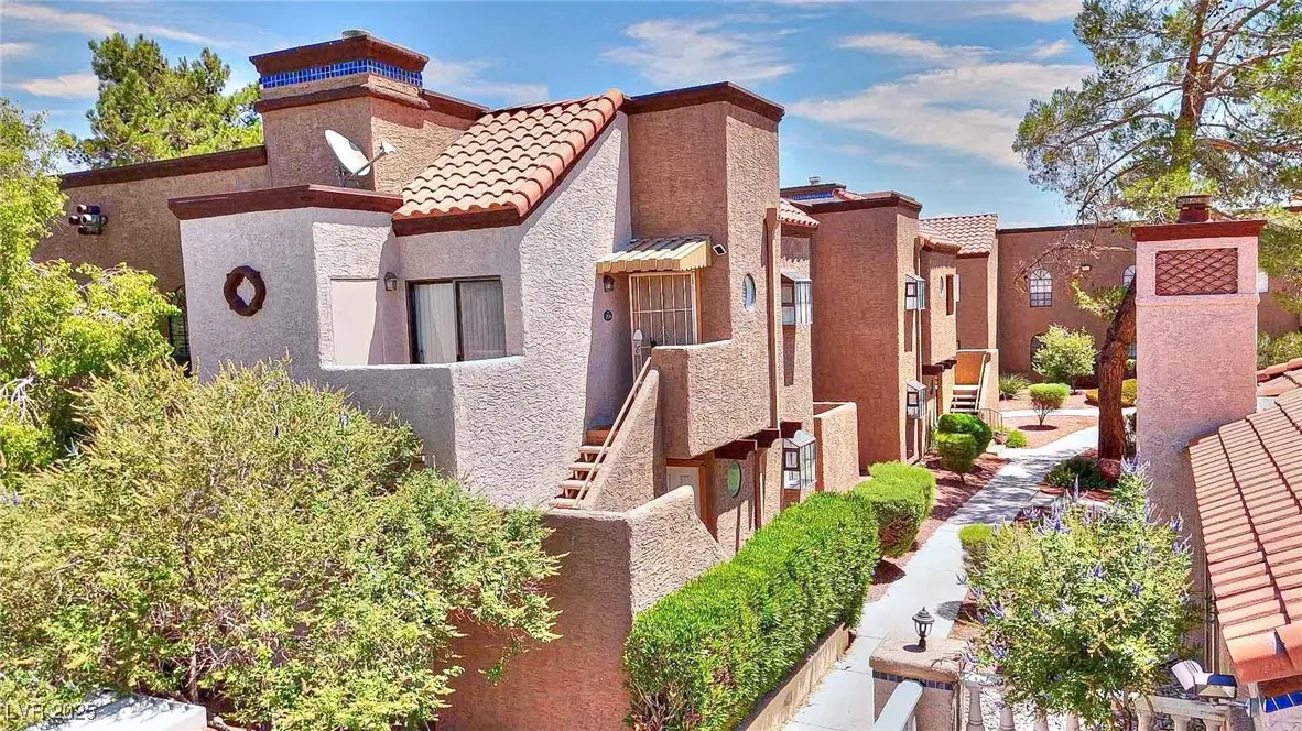 Photo of Listing #2703454