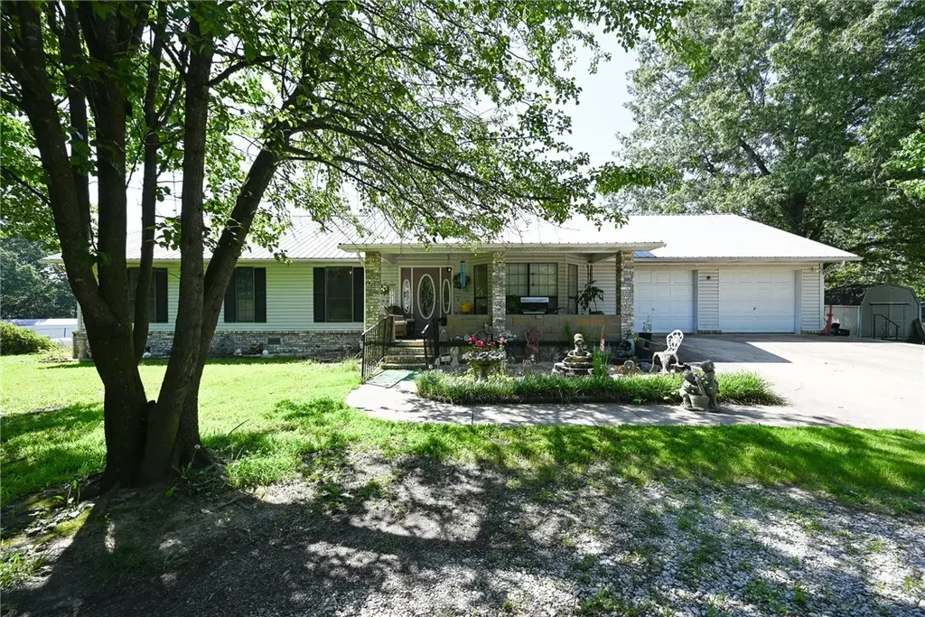 312 Carboni Lane, Harrison