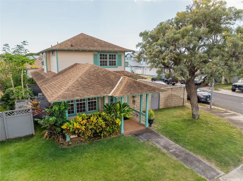 91-1085 Nihopeku Street, Kapolei