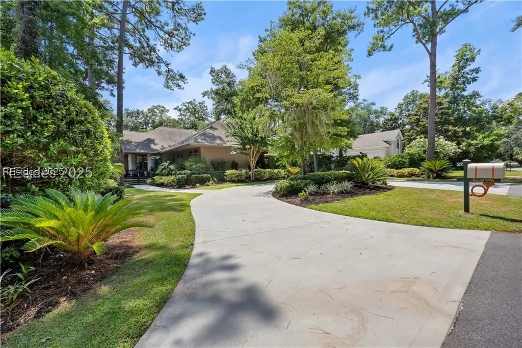 37 Queens Way, Hilton Head Island