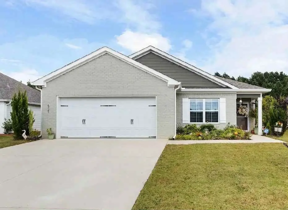 529 Bush Creek Rd, Opelika