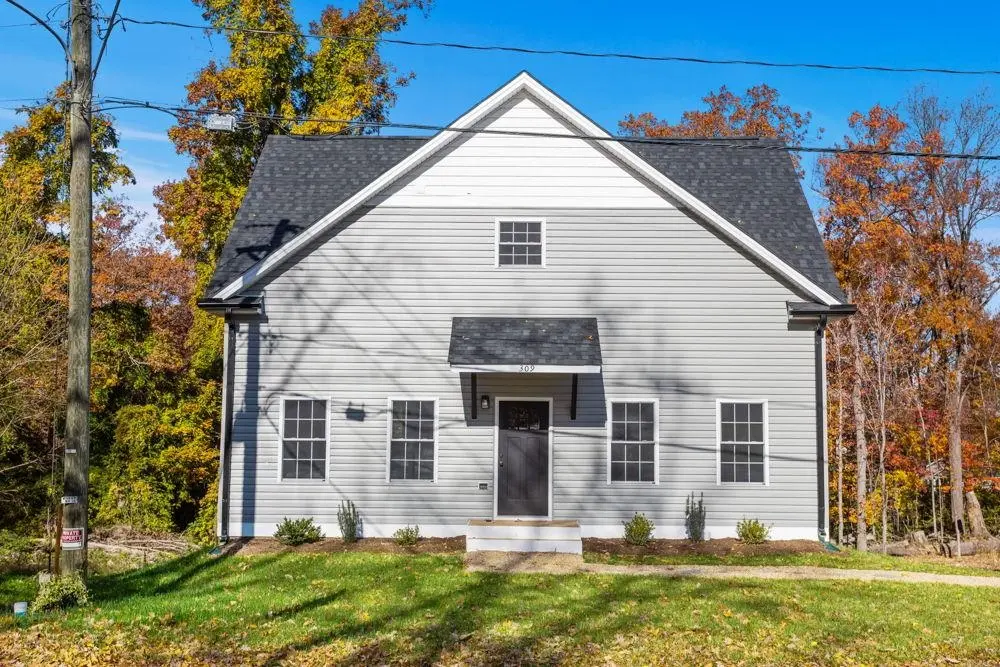 309 Ivanhoe Ave, Waynesboro