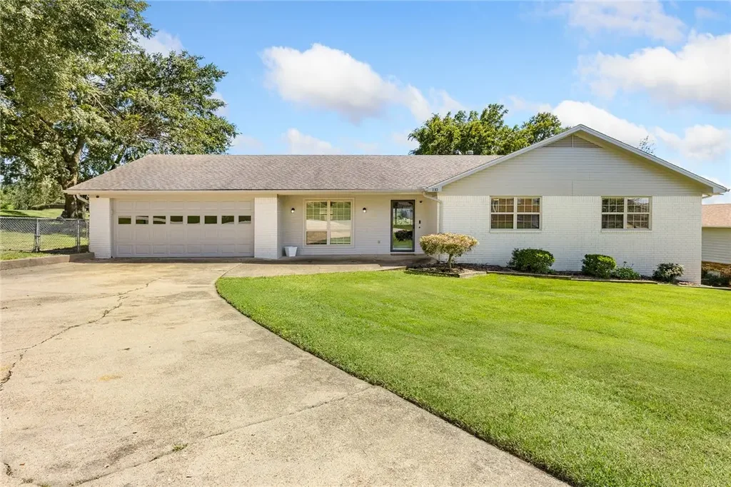 110 Approach Drive, Harrison