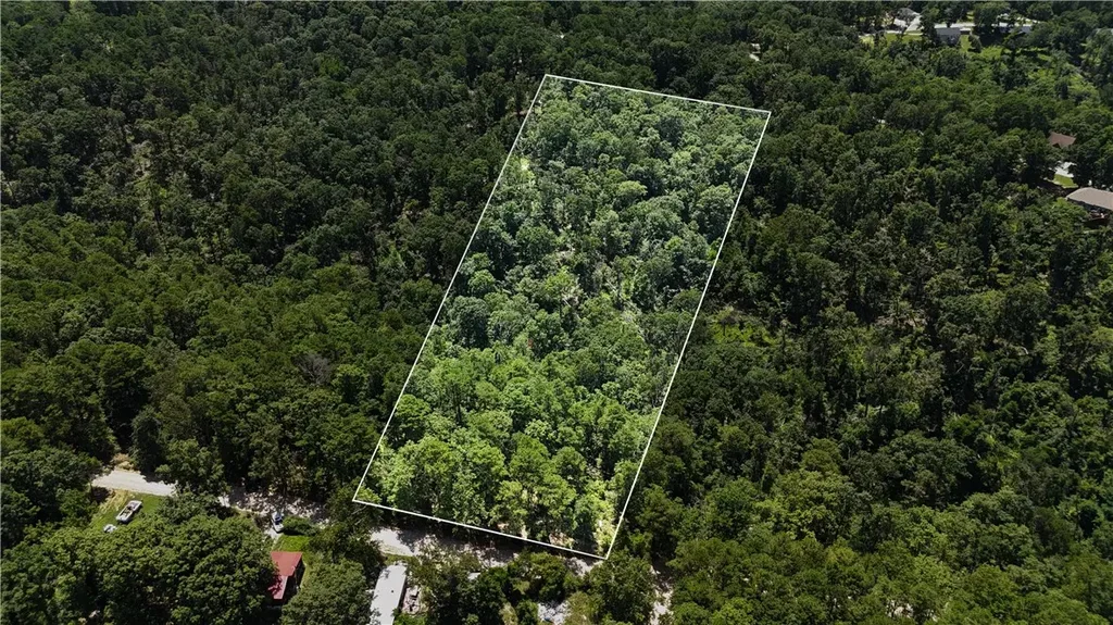 Canyon Village Road, Rogers