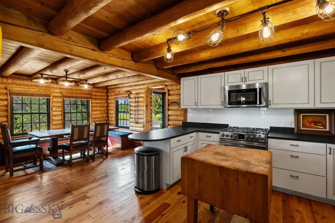 25 Big Chief Trail, Bozeman