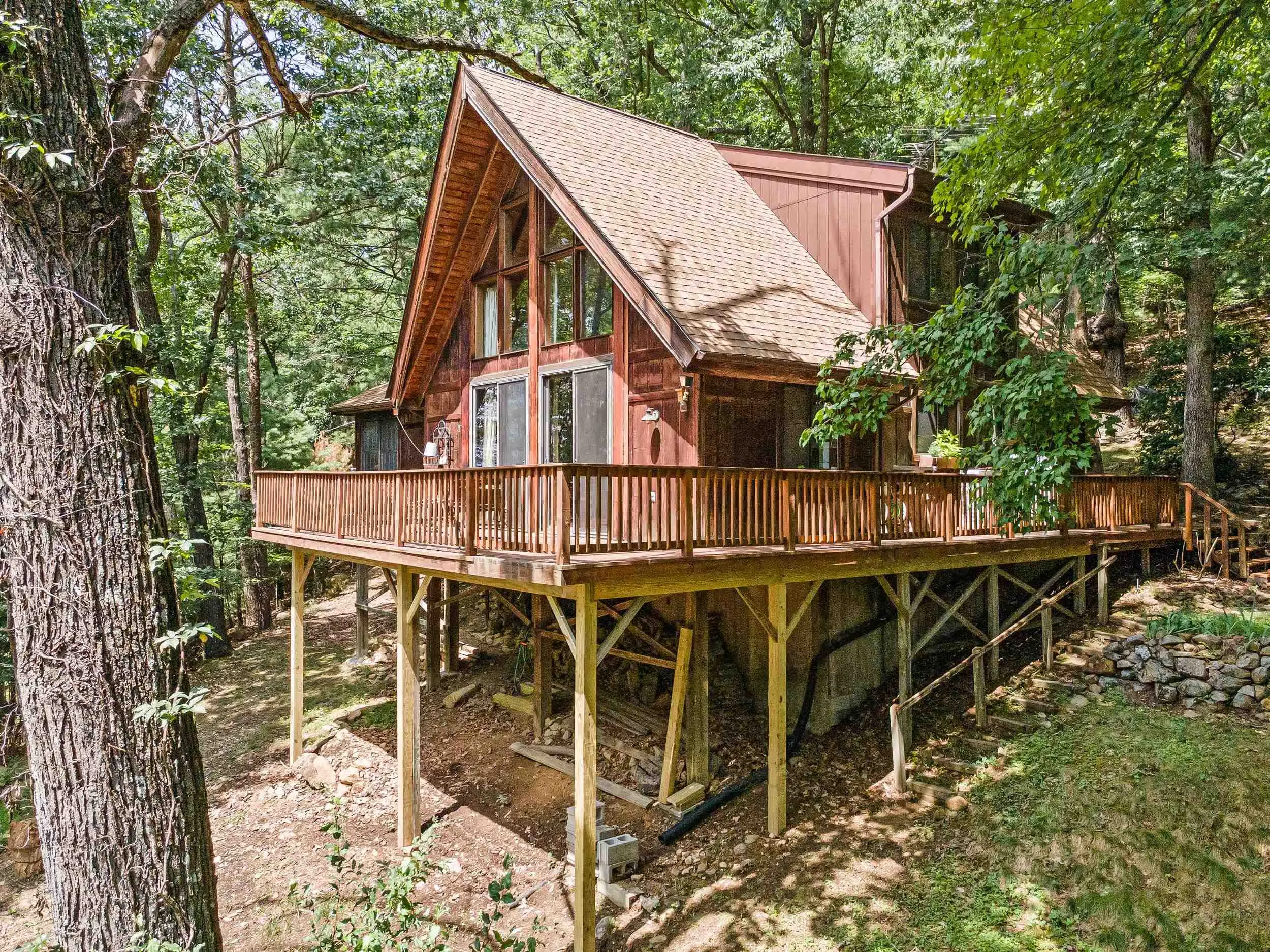 303 Jordan Hollow Rd, Stanley